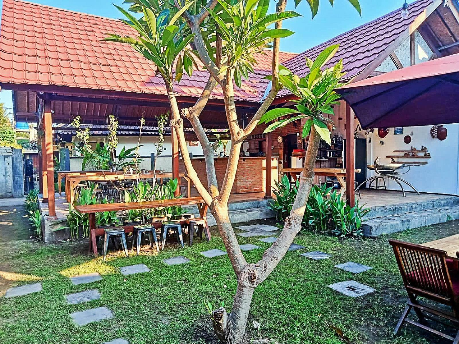 Classico Italiano Bed & Breakfast Gili Islands Exterior photo